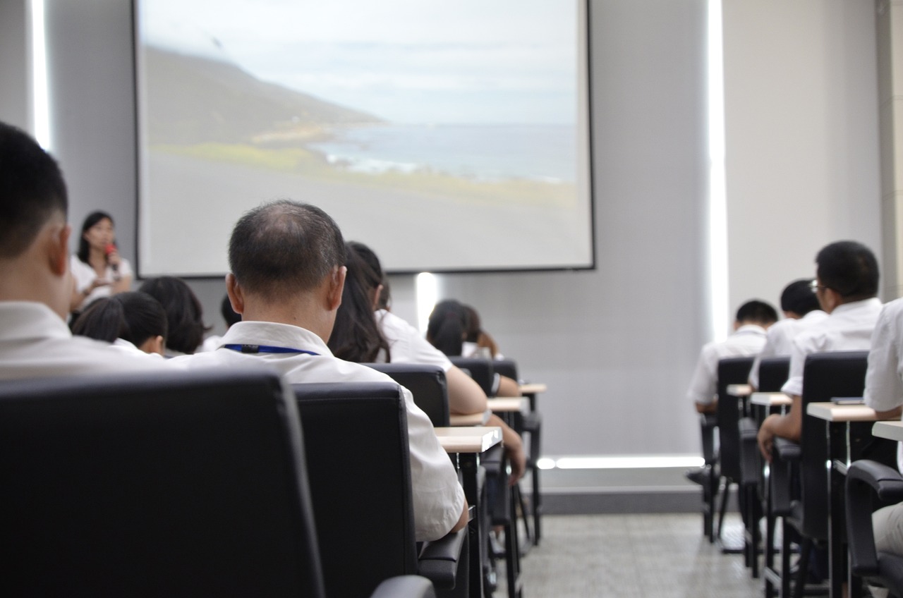 融学官方版下载，全新学习体验之旅启动